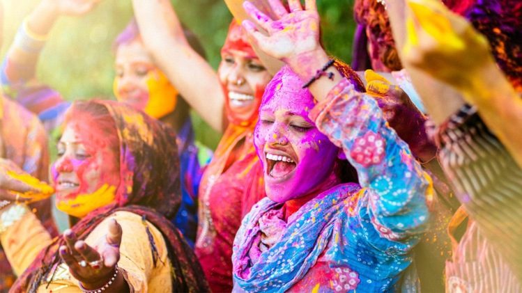 holi festival in hindi